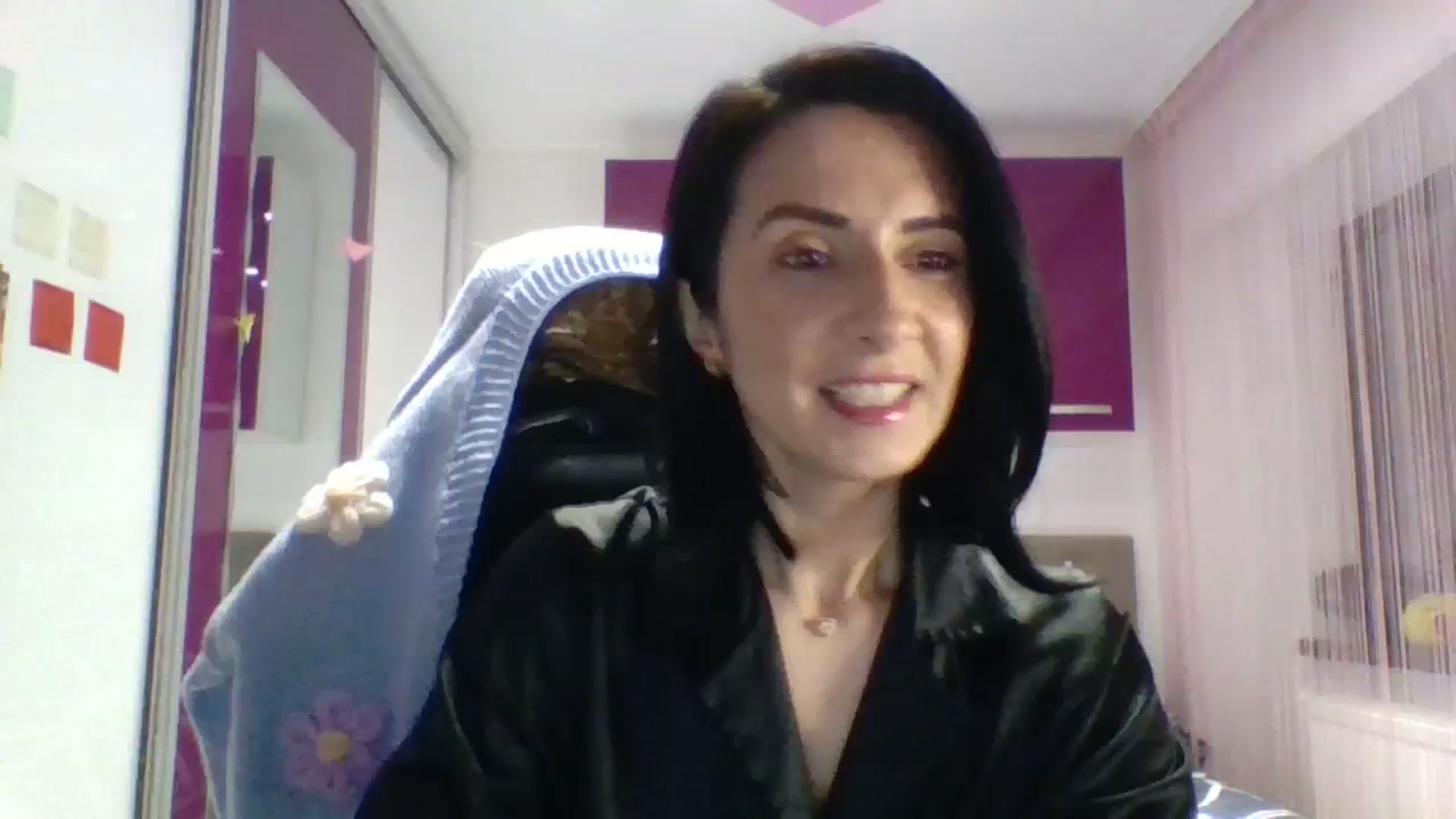 Gallery image thumbnail from JoyDivision's myfreecams stream on, 02/08/2024, 17:01 image 1 of 20