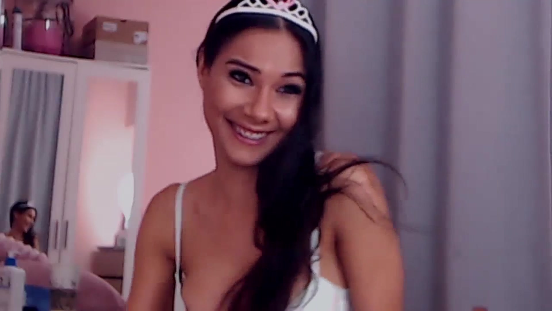 Gallery image thumbnail from Joy_mistress's myfreecams stream on, 10/05/2023, 23:40 image 10 of 20