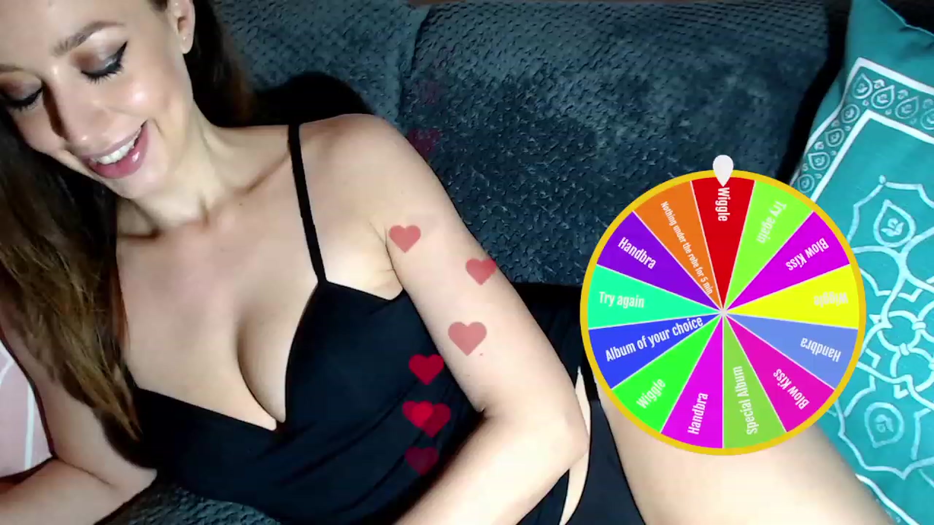 Gallery image thumbnail from Joyeuse1's myfreecams stream on, 12/11/2022, 23:33 image 17 of 20