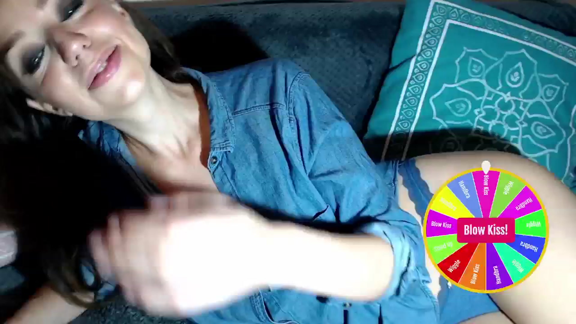 Gallery image thumbnail from Joyeuse1's myfreecams stream on, 07/22/2024, 22:31 image 5 of 20