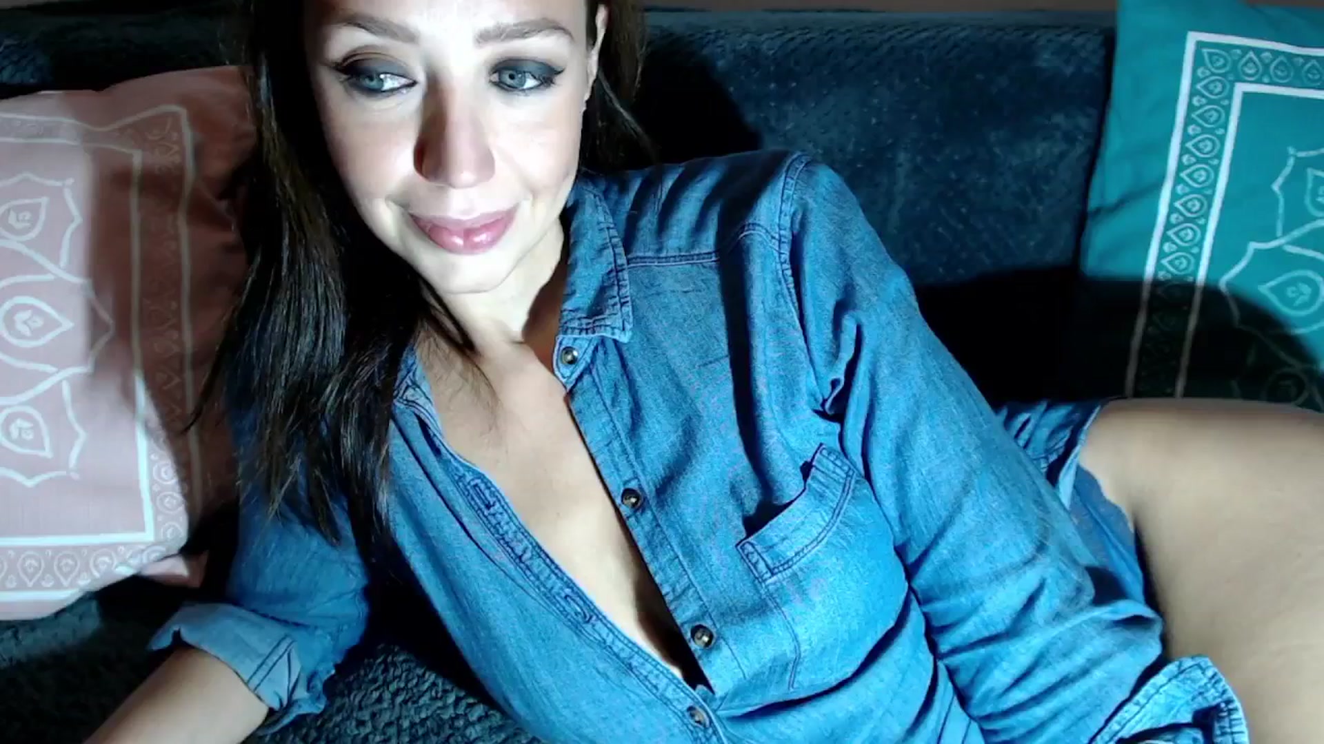 Gallery image thumbnail from Joyeuse1's myfreecams stream on, 11/05/2024, 23:19 image 18 of 20