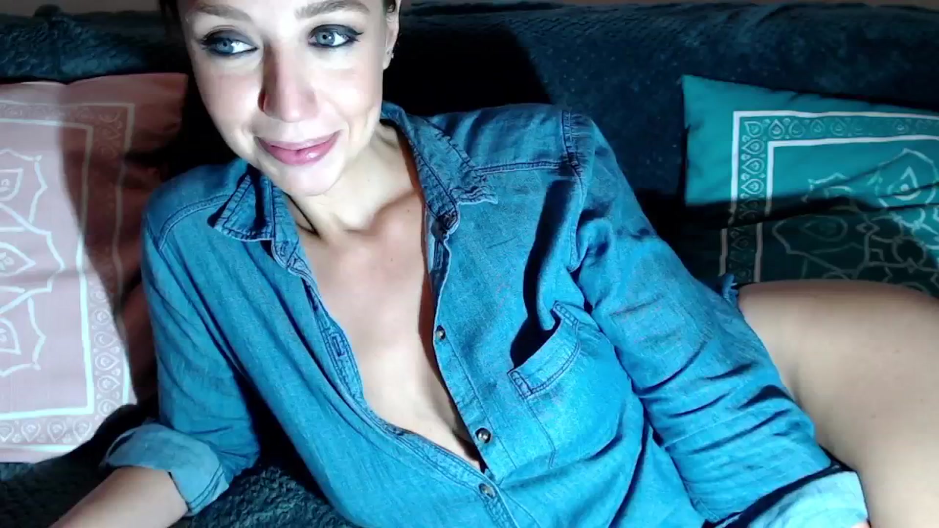 Gallery image thumbnail from Joyeuse1's myfreecams stream on, 11/11/2024, 23:02 image 9 of 20