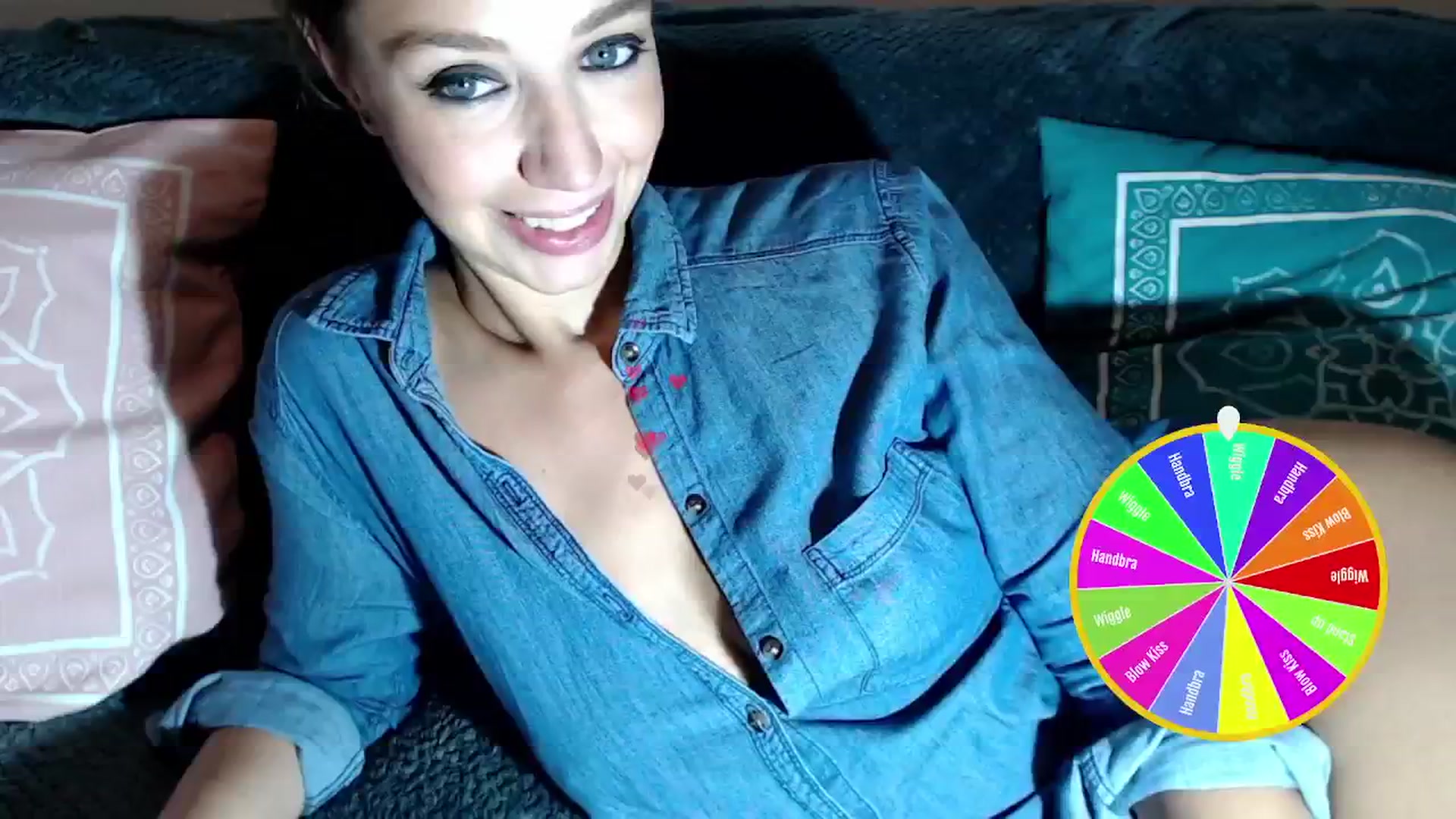 Gallery image thumbnail from Joyeuse1's myfreecams stream on, 11/11/2024, 23:02 image 8 of 20