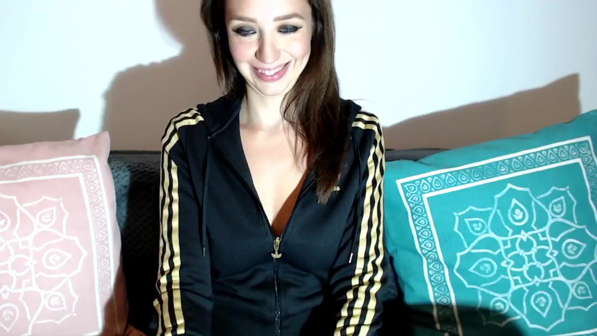 Gallery image thumbnail from Joyeuse1's myfreecams stream on, 12/09/2024, 23:15 image 7 of 20
