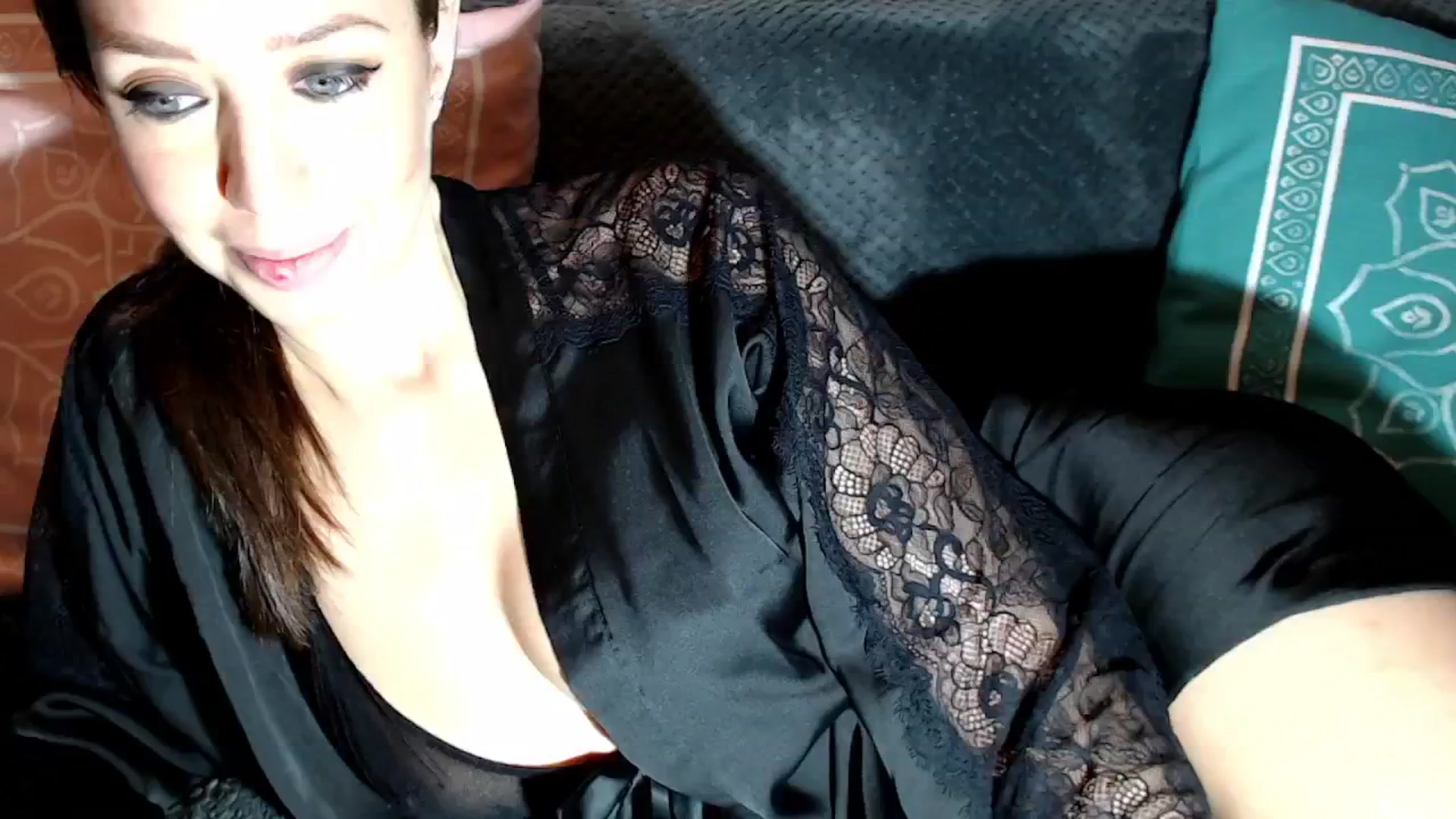 Gallery image thumbnail from Joyeuse1's myfreecams stream on, 02/17/2025, 23:12 image 12 of 20