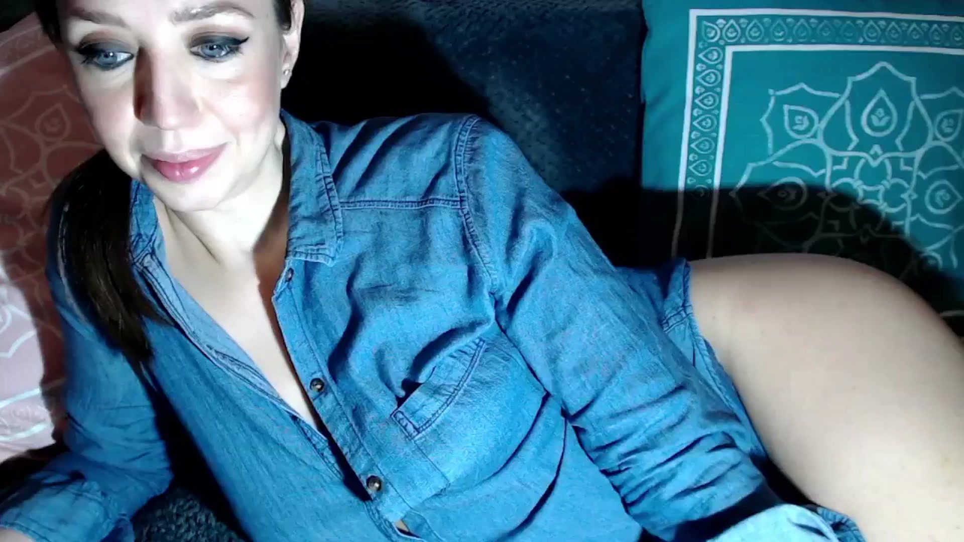 Gallery image thumbnail from Joyeuse1's myfreecams stream on, 02/24/2025, 23:36 image 8 of 20