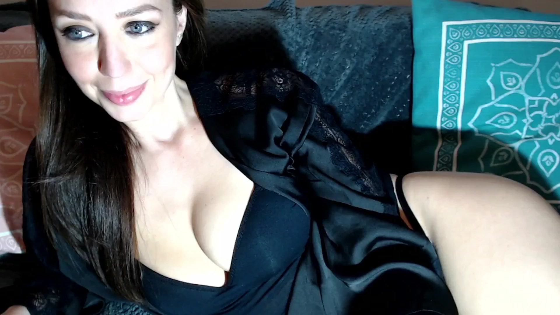 Gallery image thumbnail from Joyeuse1's myfreecams stream on, 03/30/2025, 22:29 image 1 of 20