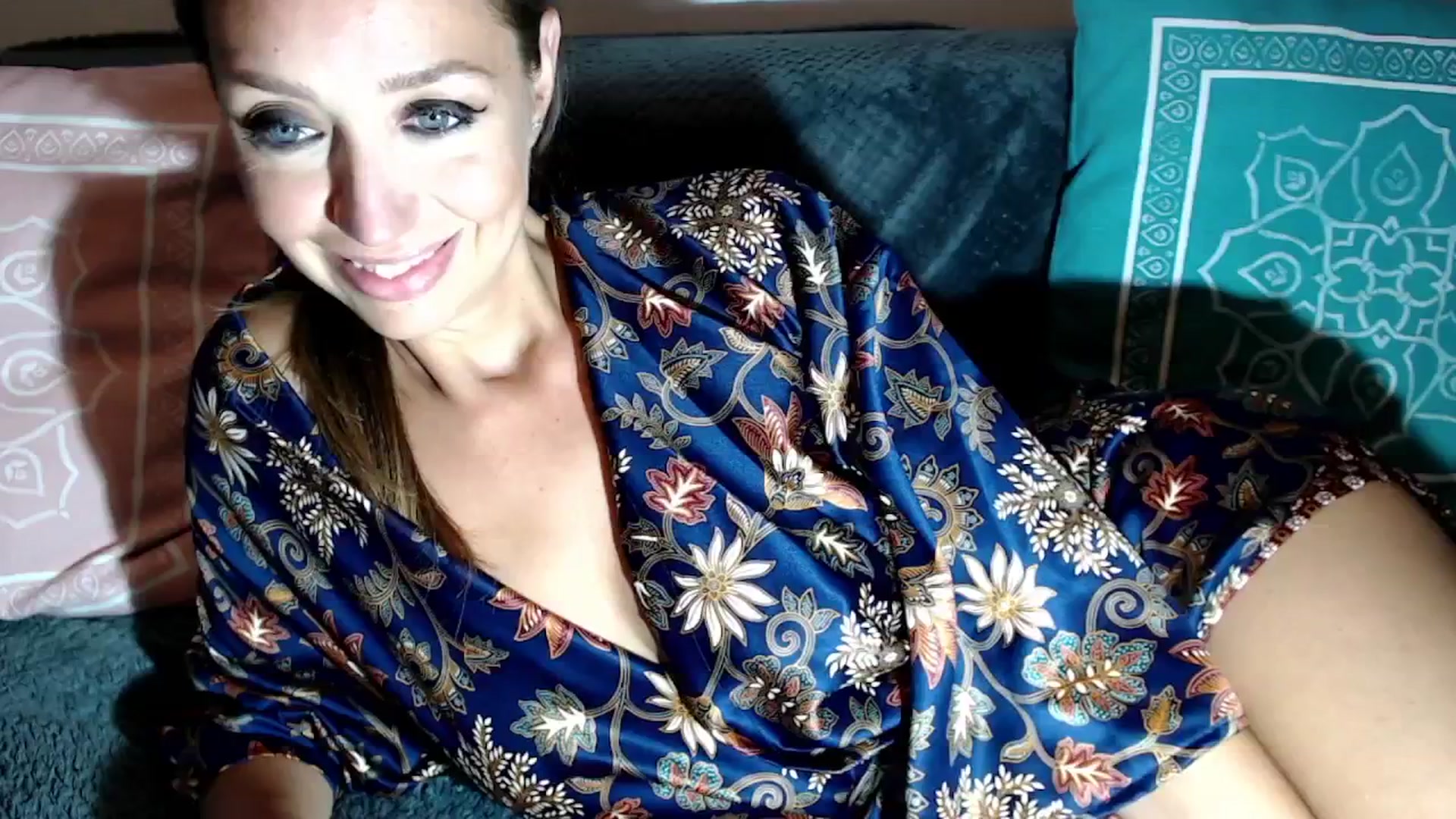 Gallery image thumbnail from Joyeuse1's myfreecams stream on, 09/27/2025, 21:57 image 6 of 20