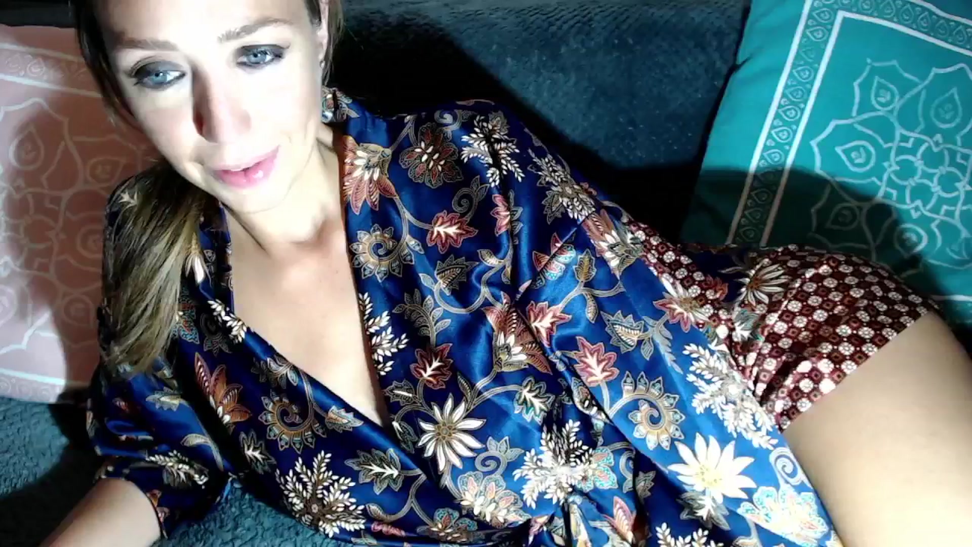 Gallery image thumbnail from Joyeuse1's myfreecams stream on, 10/01/2025, 22:24 image 8 of 20