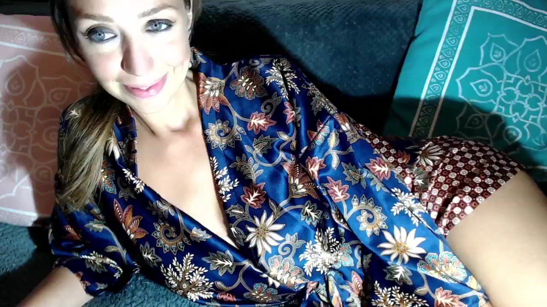 Gallery image thumbnail from Joyeuse1's myfreecams stream on, 10/01/2025, 22:24 image 7 of 20