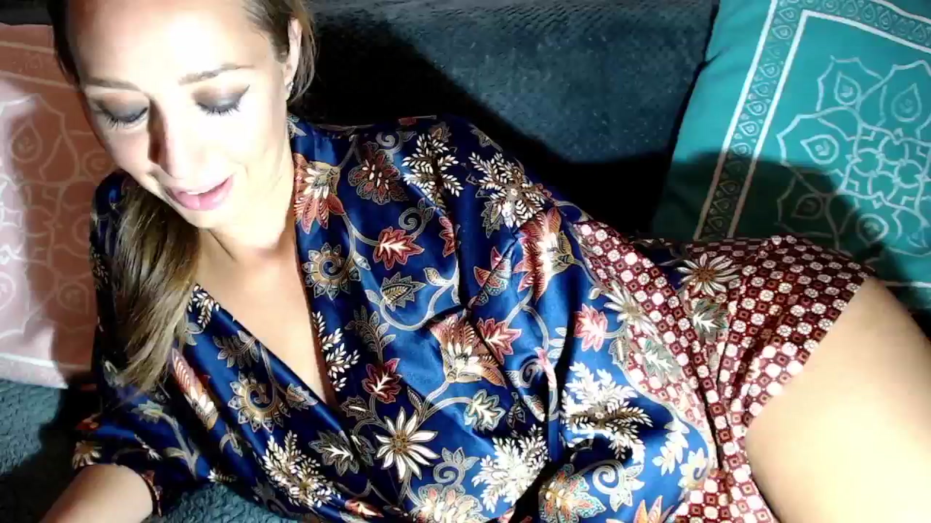 Gallery image thumbnail from Joyeuse1's myfreecams stream on, 10/01/2025, 22:24 image 17 of 20