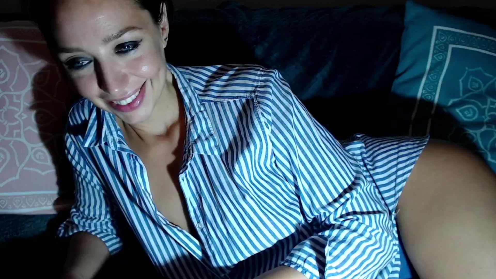 Gallery image thumbnail from Joyeuse1's myfreecams stream on, 10/16/2025, 22:46 image 19 of 20