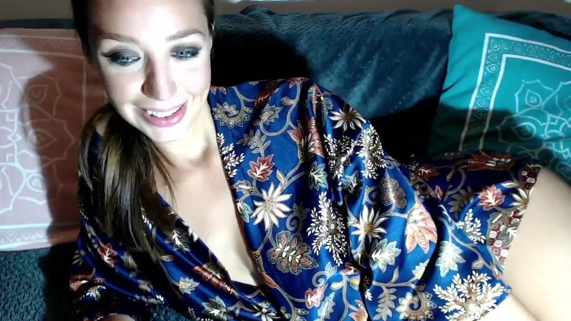 Gallery image thumbnail from Joyeuse1's myfreecams stream on, 10/17/2025, 22:13 image 20 of 20