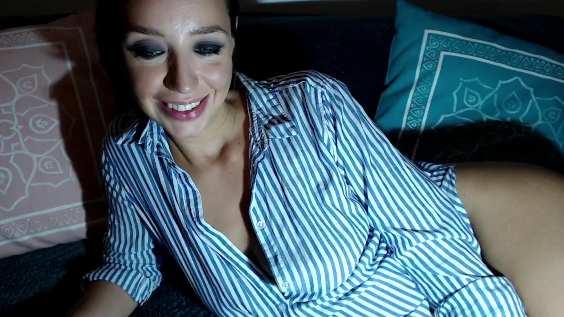 Gallery image thumbnail from Joyeuse1's myfreecams stream on, 10/22/2025, 22:02 image 9 of 20