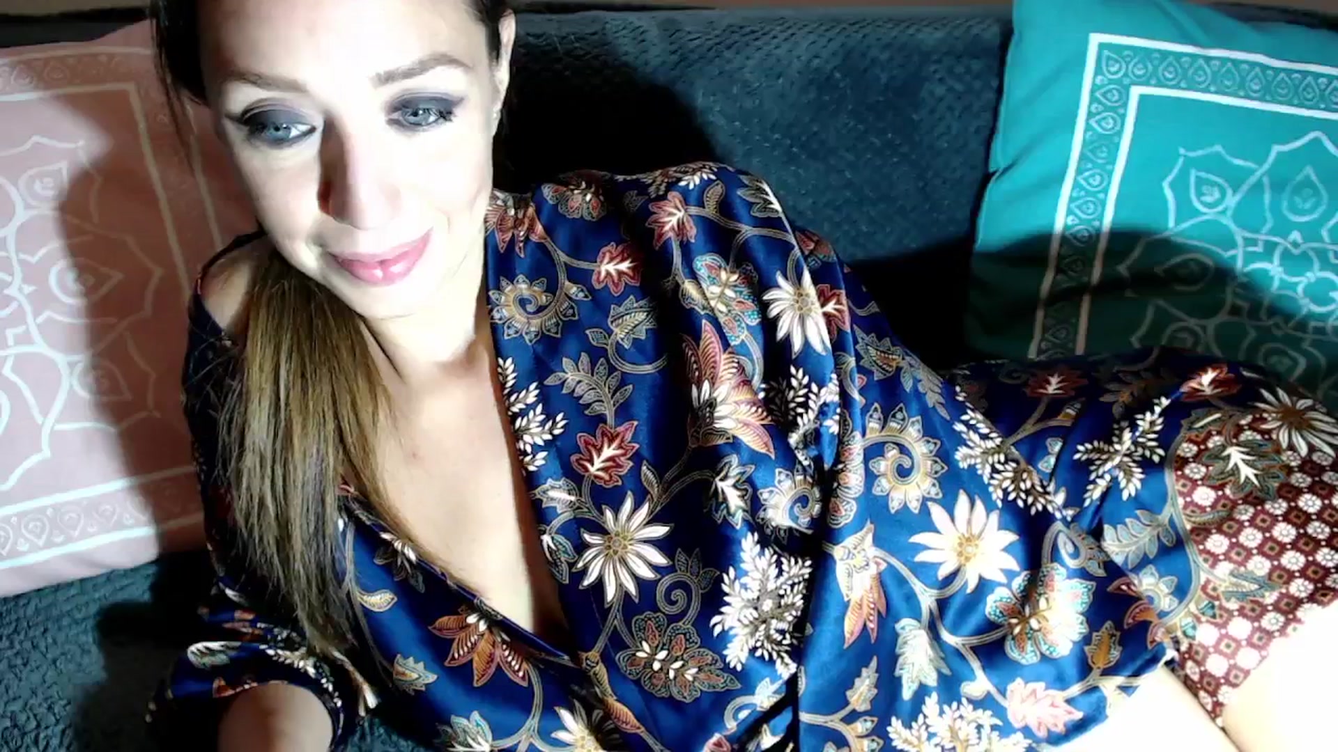 Gallery image thumbnail from Joyeuse1's myfreecams stream on, 10/24/2025, 22:24 image 18 of 20
