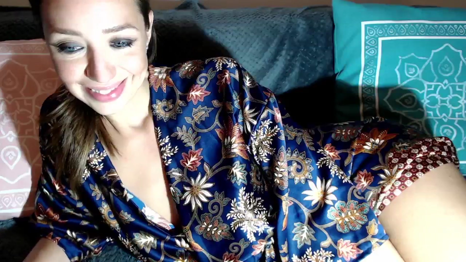 Gallery image thumbnail from Joyeuse1's myfreecams stream on, 11/01/2025, 23:02 image 13 of 20