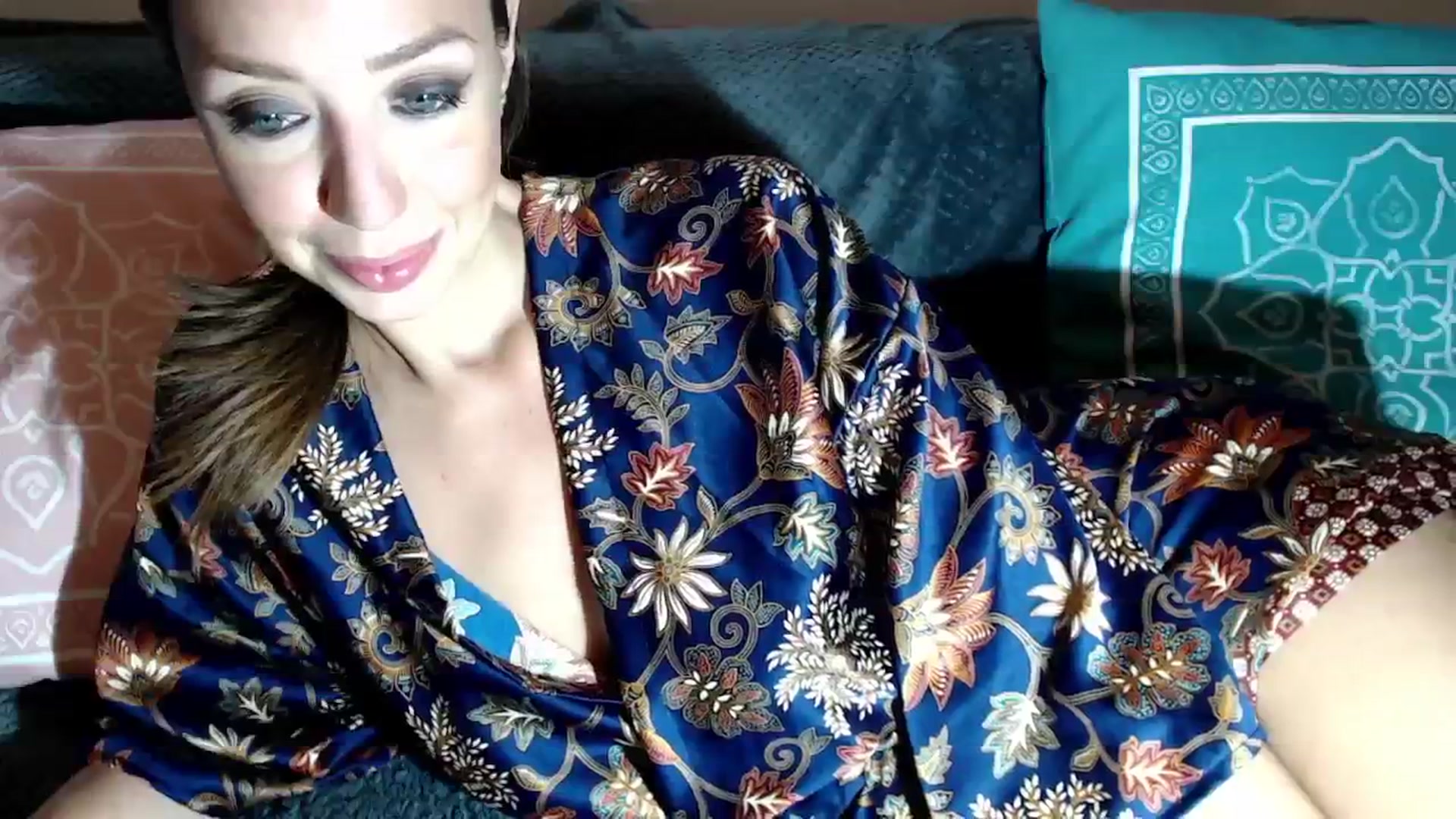 Gallery image thumbnail from Joyeuse1's myfreecams stream on, 11/01/2025, 23:02 image 2 of 20