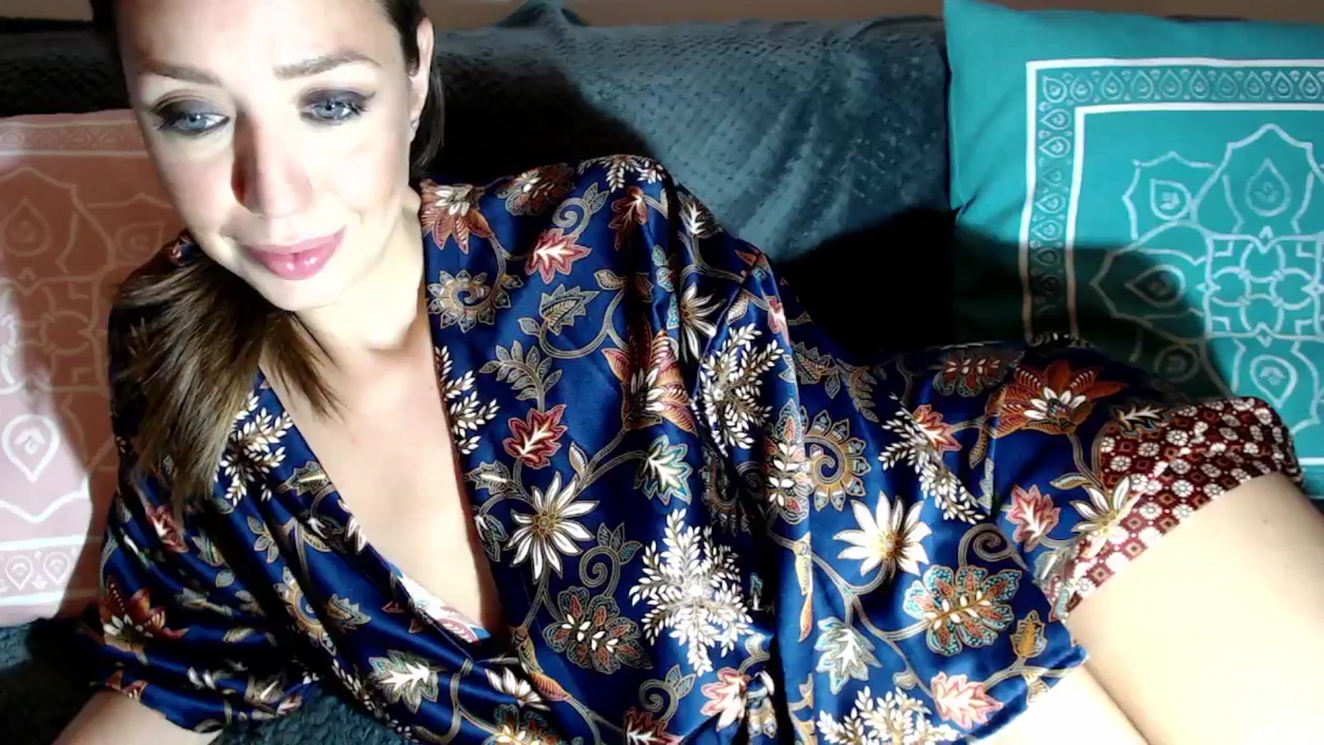 Gallery image thumbnail from Joyeuse1's myfreecams stream on, 11/01/2025, 23:02 image 15 of 20