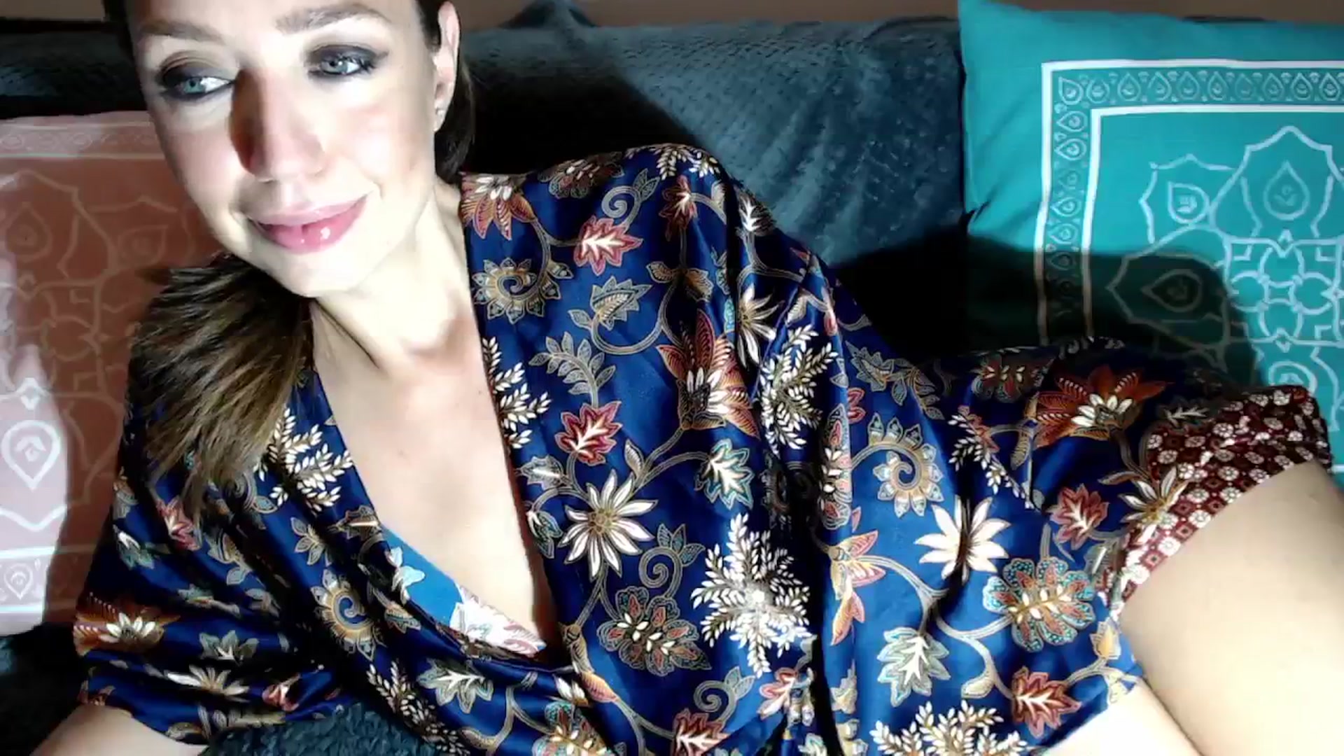 Gallery image thumbnail from Joyeuse1's myfreecams stream on, 11/01/2025, 23:02 image 7 of 20
