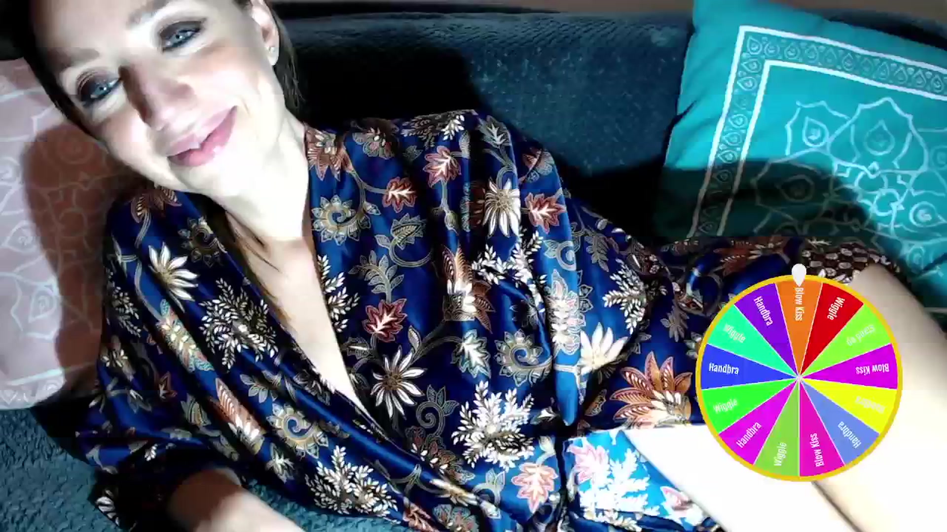 Gallery image thumbnail from Joyeuse1's myfreecams stream on, 11/07/2025, 23:38 image 14 of 20