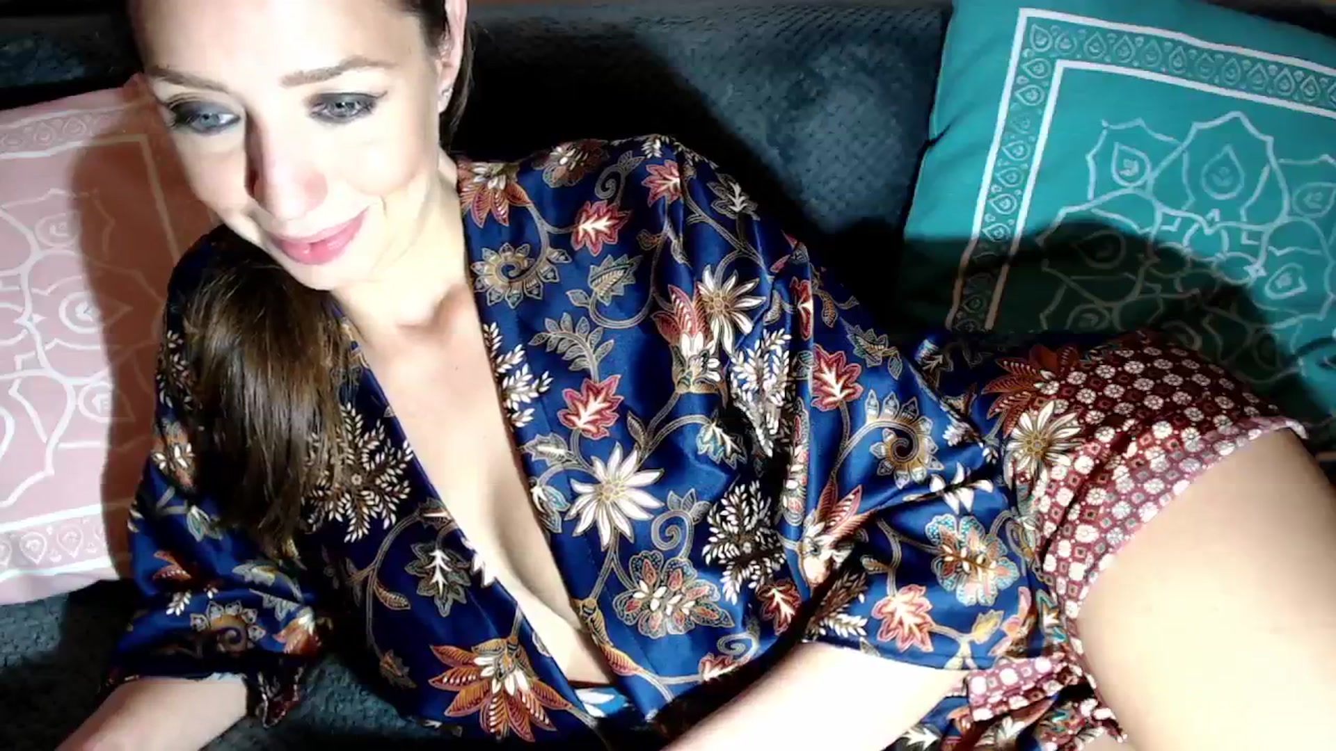 Gallery image thumbnail from Joyeuse1's myfreecams stream on, 11/21/2025, 23:17 image 13 of 20