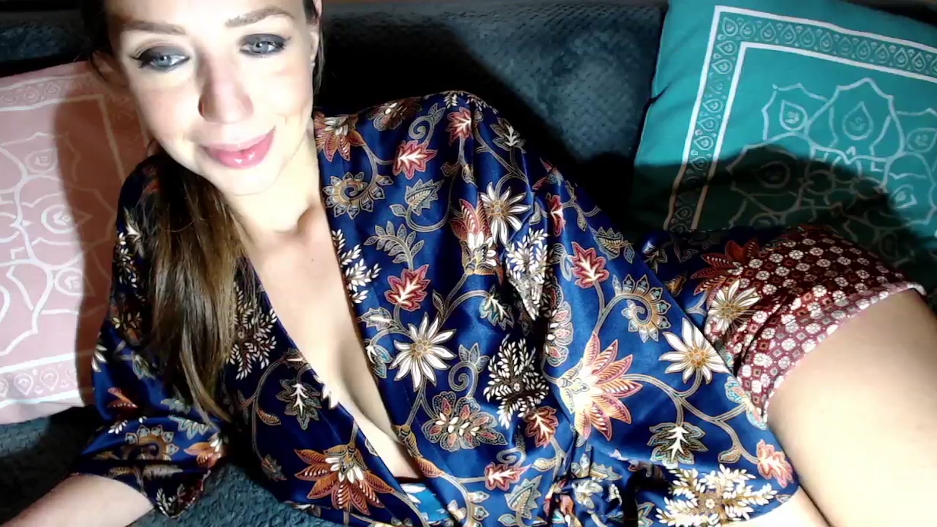 Gallery image thumbnail from Joyeuse1's myfreecams stream on, 11/21/2025, 23:17 image 15 of 20