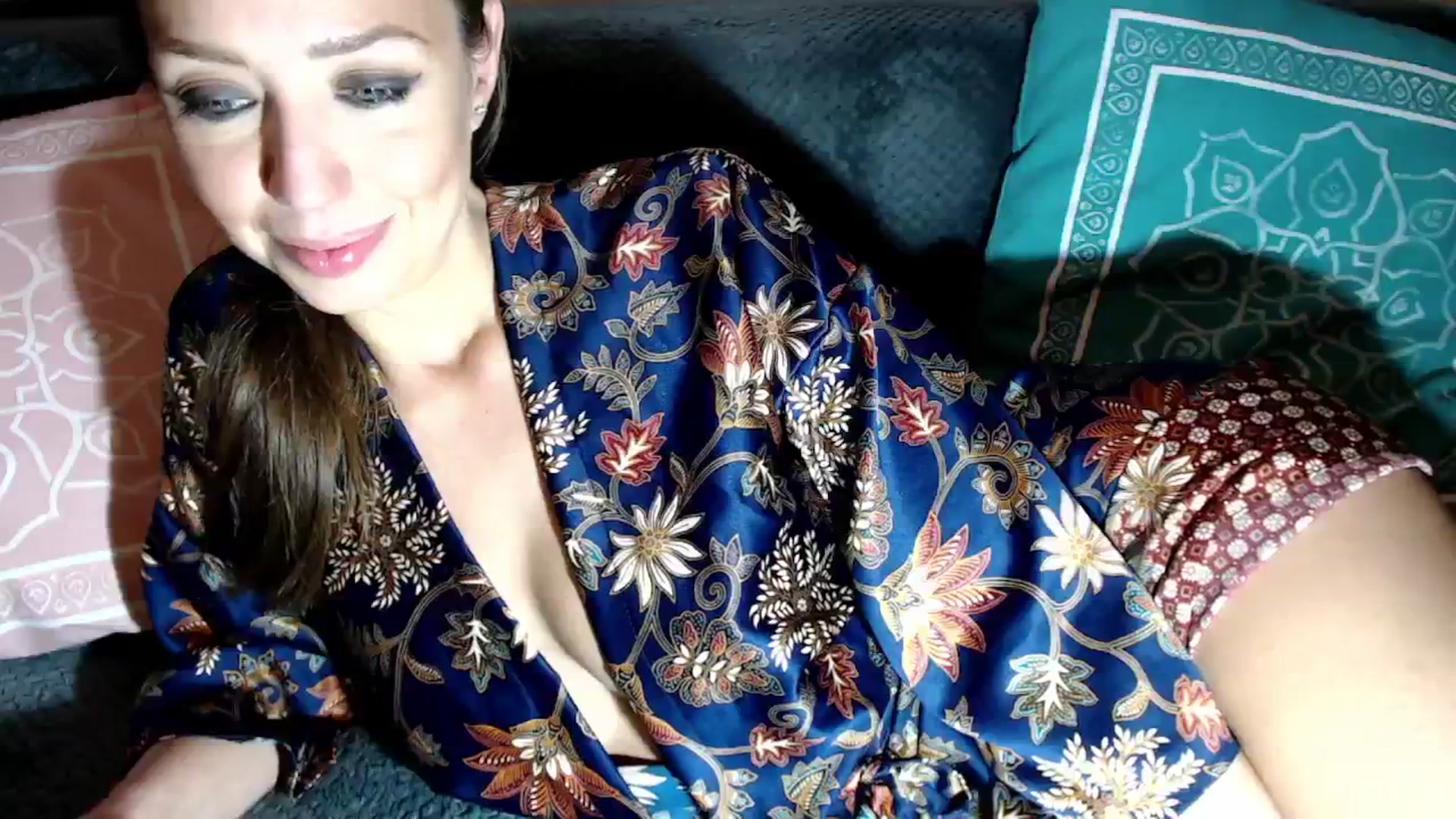 Gallery image thumbnail from Joyeuse1's myfreecams stream on, 11/21/2025, 23:17 image 4 of 20