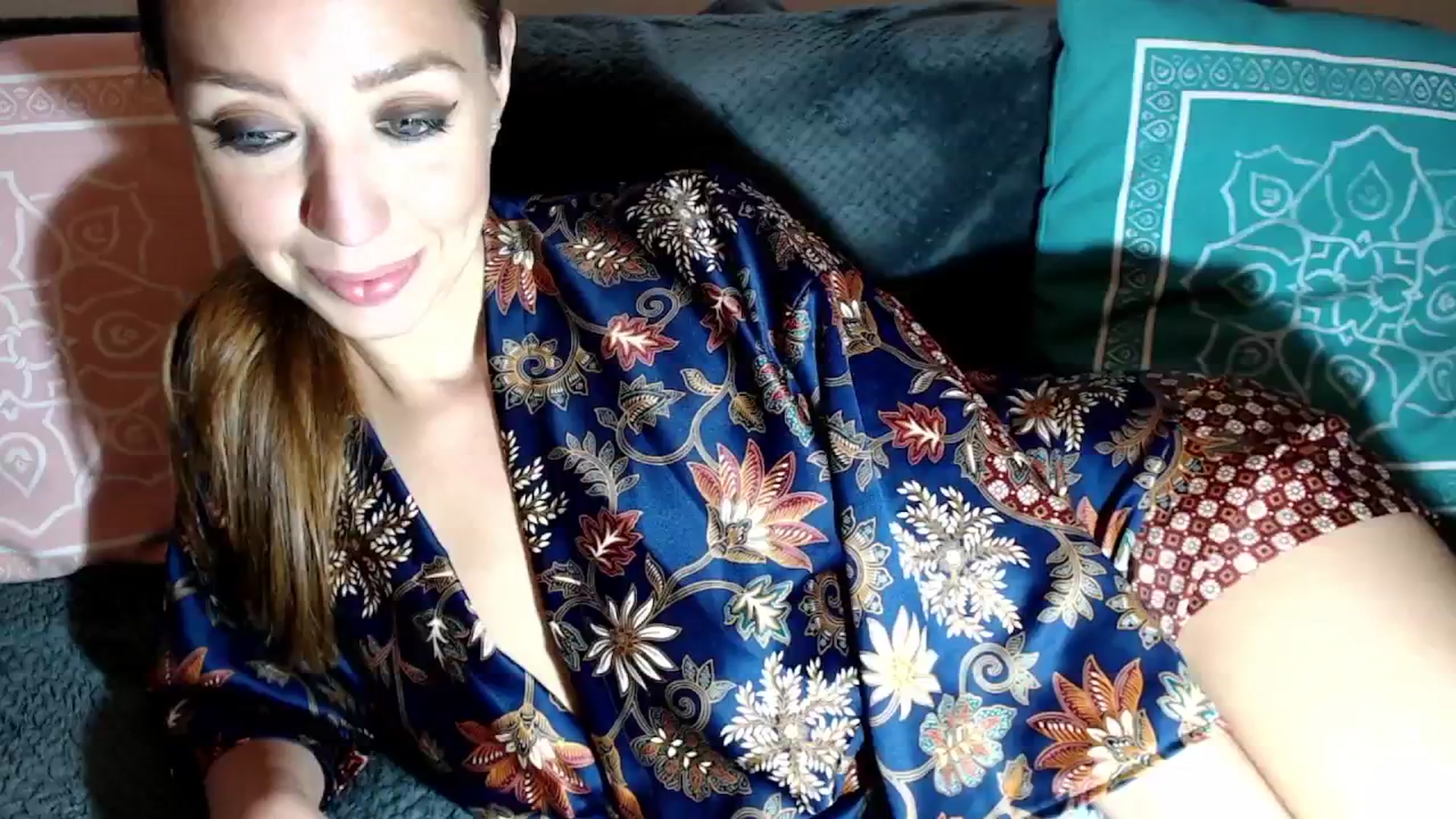 Gallery image thumbnail from Joyeuse1's myfreecams stream on, 12/05/2025, 23:08 image 18 of 20