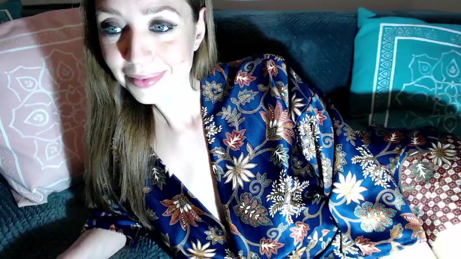 Gallery image thumbnail from Joyeuse1's myfreecams stream on, 03/13/2026, 23:31 image 14 of 20