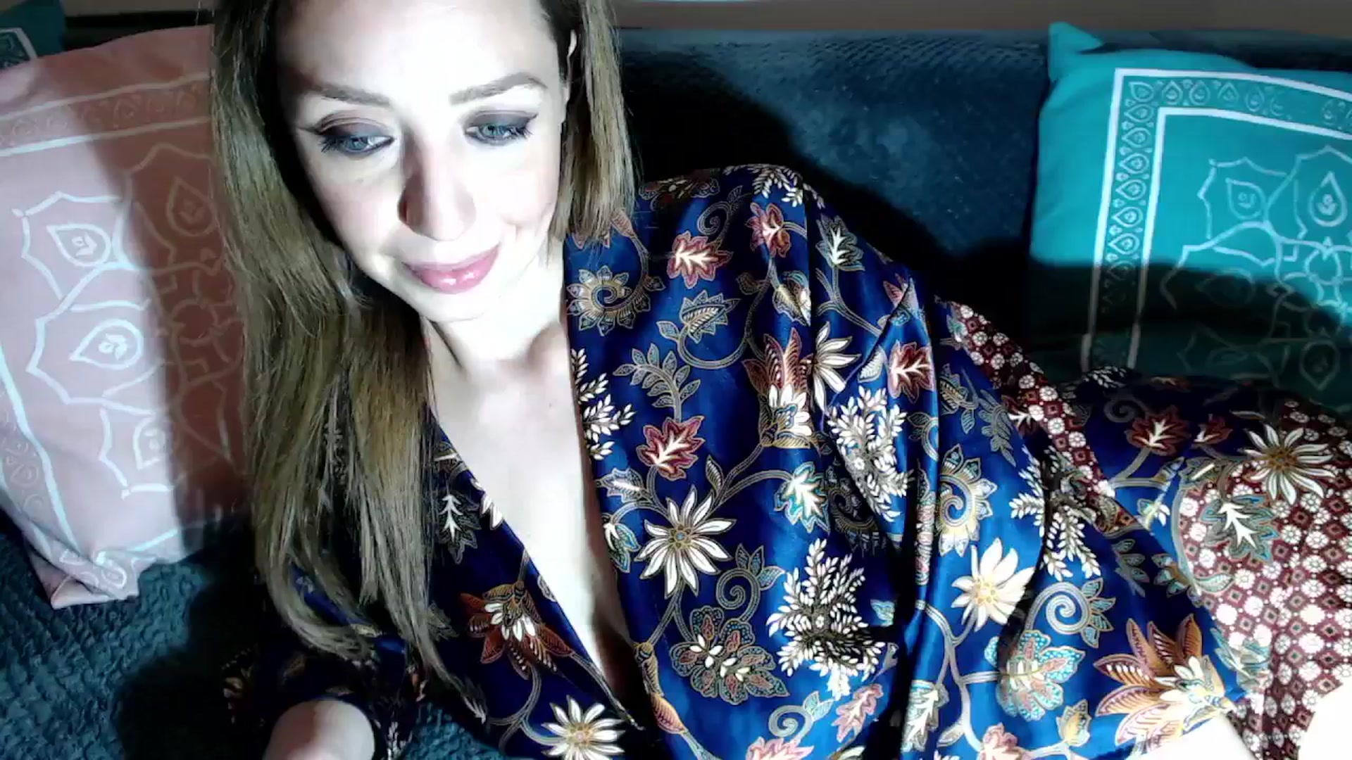 Gallery image thumbnail from Joyeuse1's myfreecams stream on, 03/13/2026, 23:31 image 5 of 20