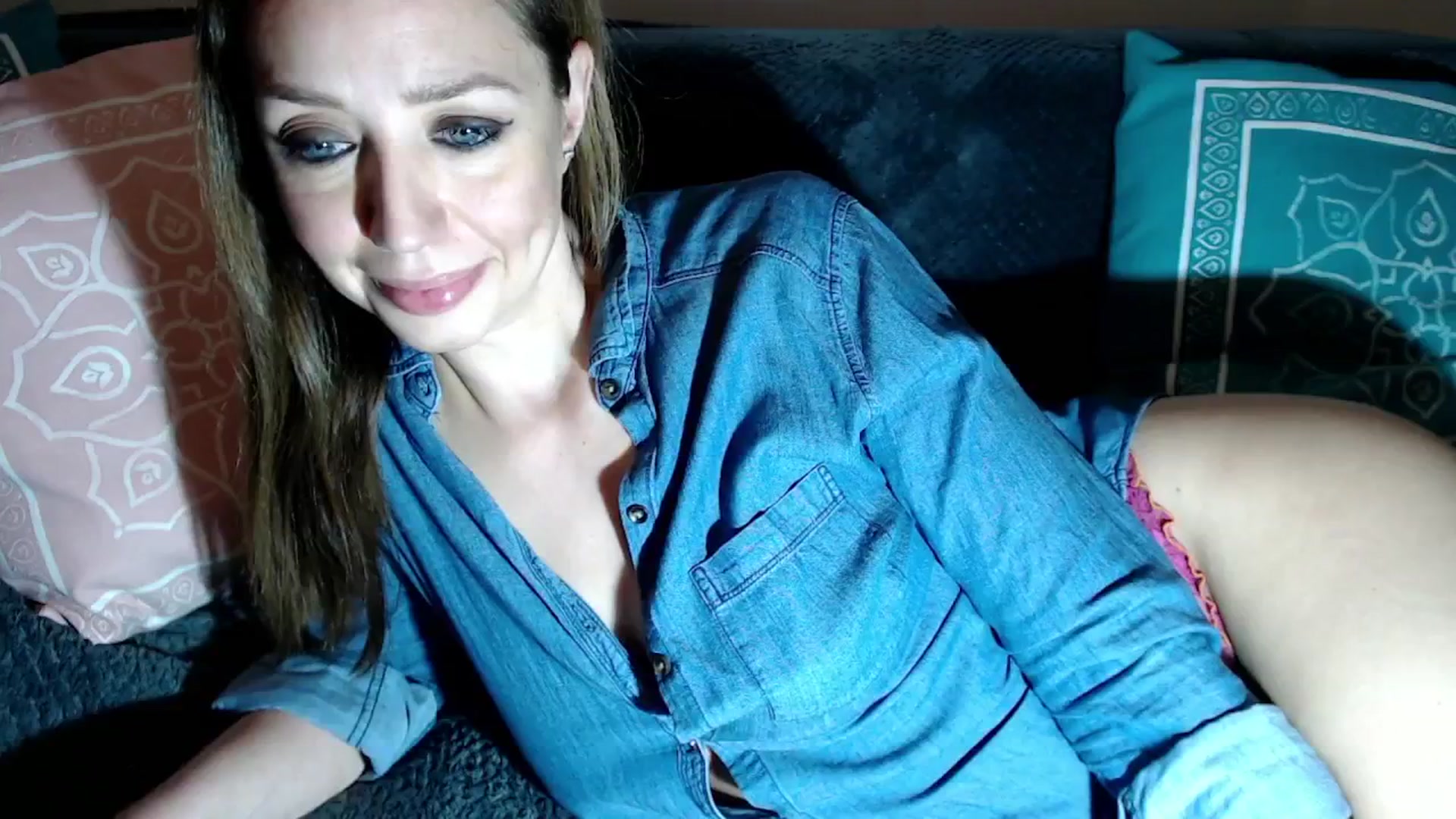 Gallery image thumbnail from Joyeuse1's myfreecams stream on, 03/16/2026, 23:03 image 15 of 20