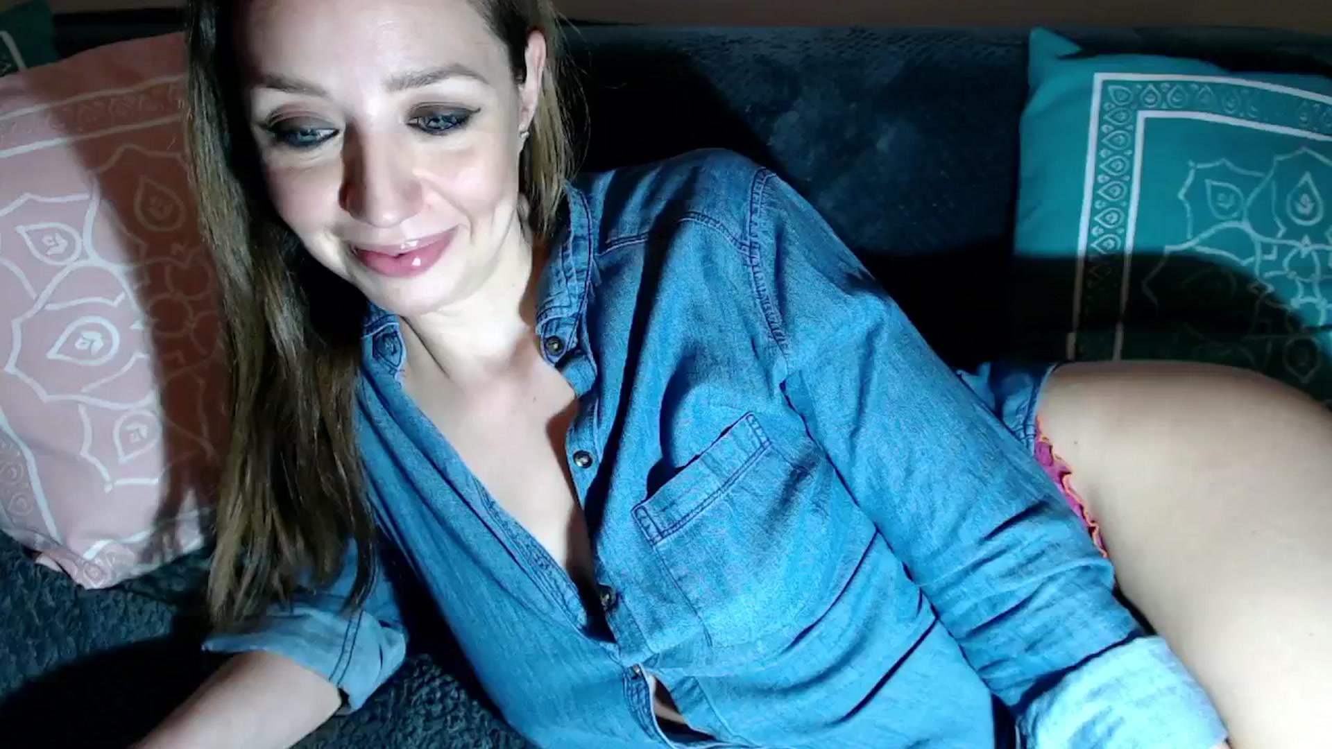 Gallery image thumbnail from Joyeuse1's myfreecams stream on, 03/16/2026, 23:03 image 13 of 20