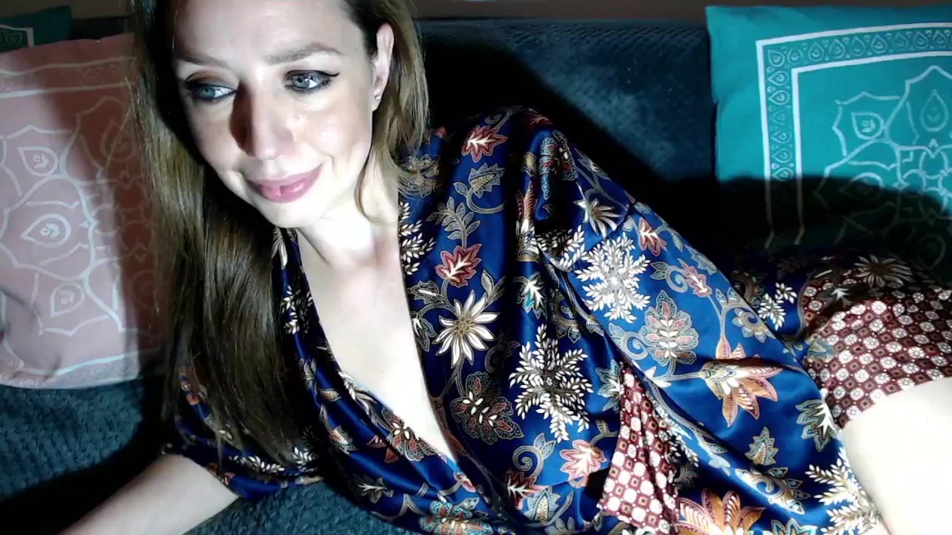 Gallery image thumbnail from Joyeuse1's myfreecams stream on, 03/27/2026, 23:27 image 7 of 20