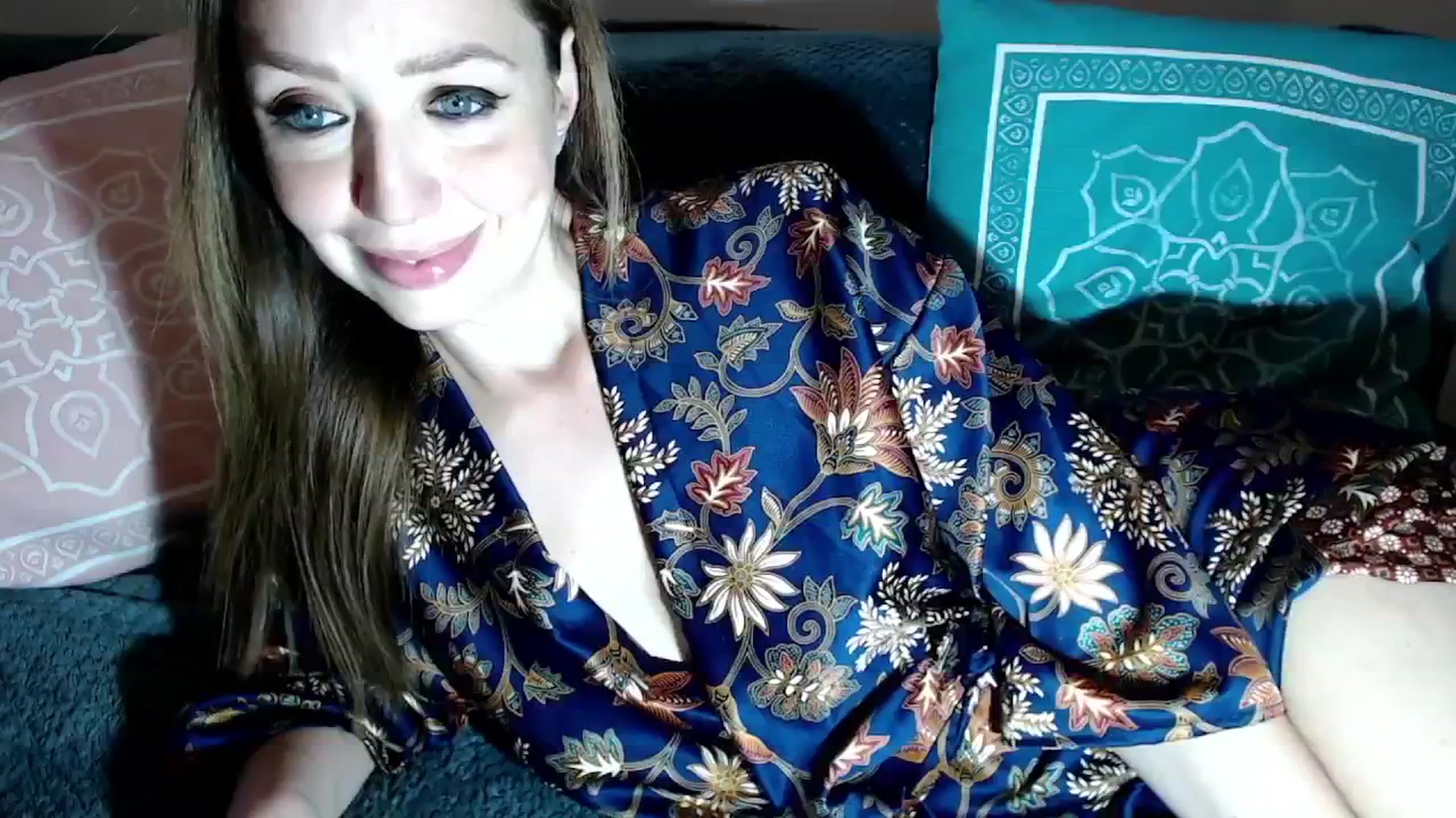 Gallery image thumbnail from Joyeuse1's myfreecams stream on, 04/24/2026, 22:22 image 1 of 20