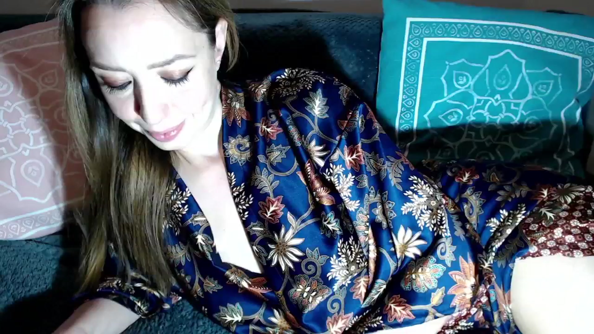 Gallery image thumbnail from Joyeuse1's myfreecams stream on, 04/24/2026, 22:22 image 7 of 20