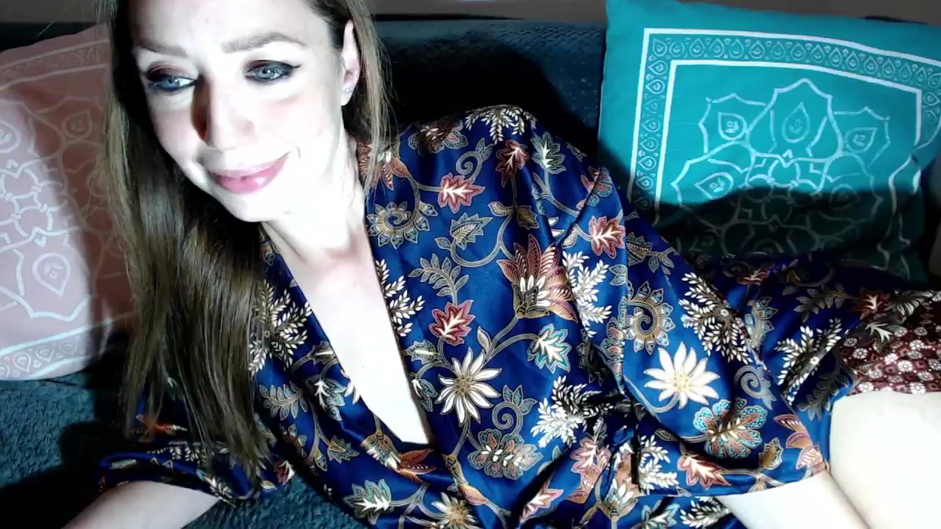 Gallery image thumbnail from Joyeuse1's myfreecams stream on, 04/24/2026, 22:22 image 3 of 20