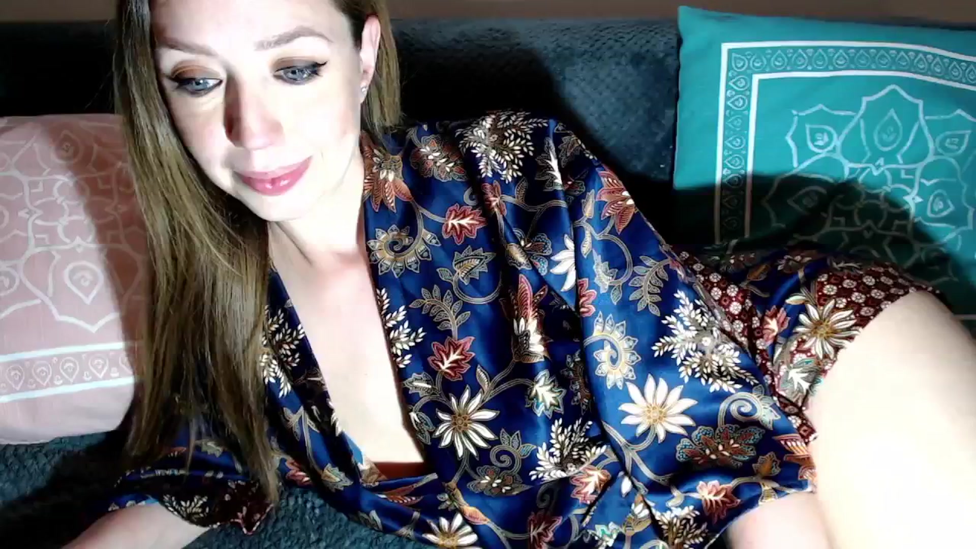 Gallery image thumbnail from Joyeuse1's myfreecams stream on, 05/01/2026, 22:12 image 4 of 20