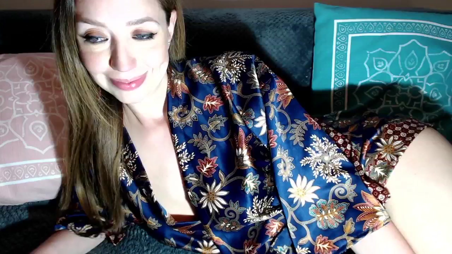 Gallery image thumbnail from Joyeuse1's myfreecams stream on, 05/01/2026, 22:12 image 7 of 20