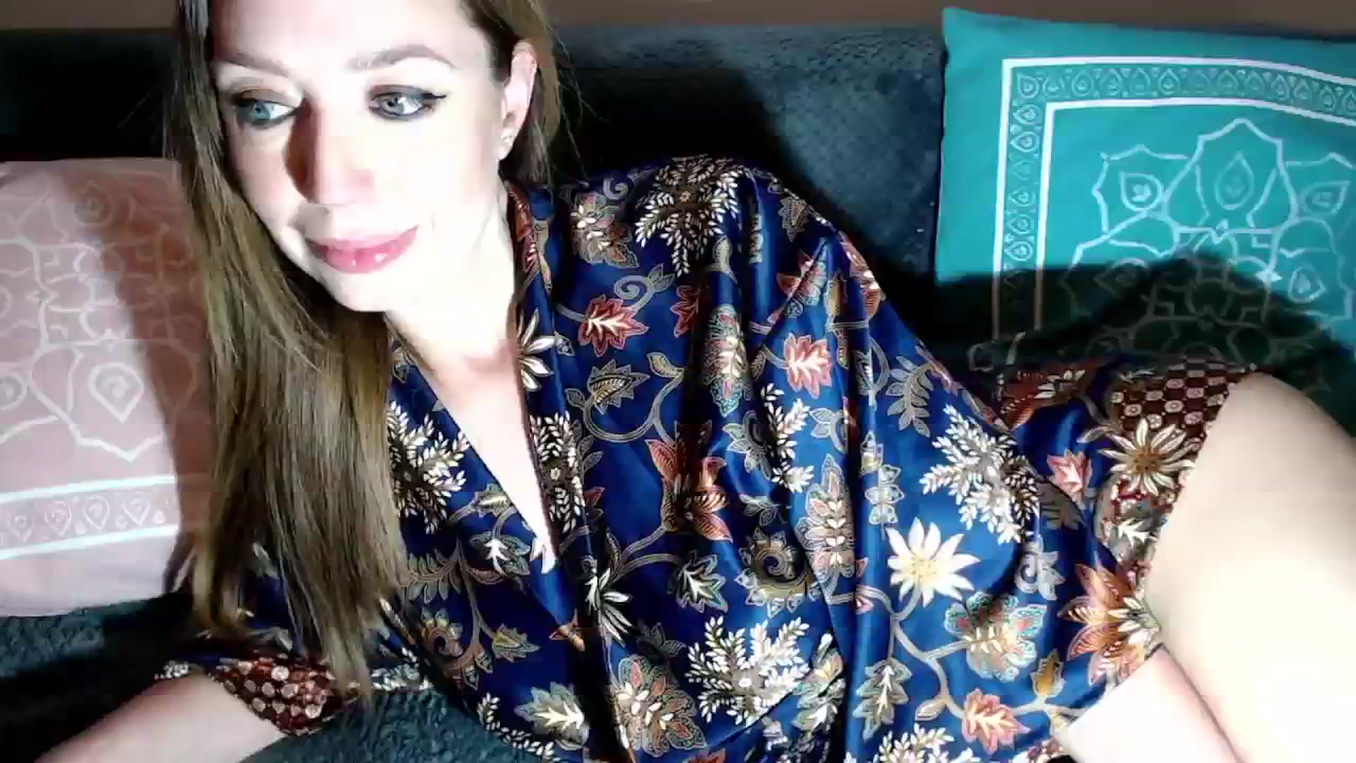 Gallery image thumbnail from Joyeuse1's myfreecams stream on, 05/01/2026, 22:12 image 16 of 20