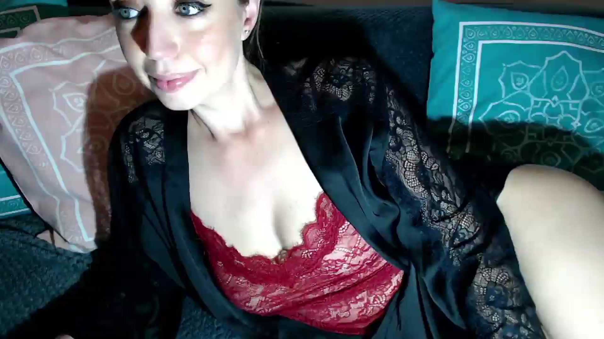 Gallery image thumbnail from Joyeuse1's myfreecams stream on, 05/06/2026, 22:06 image 2 of 20
