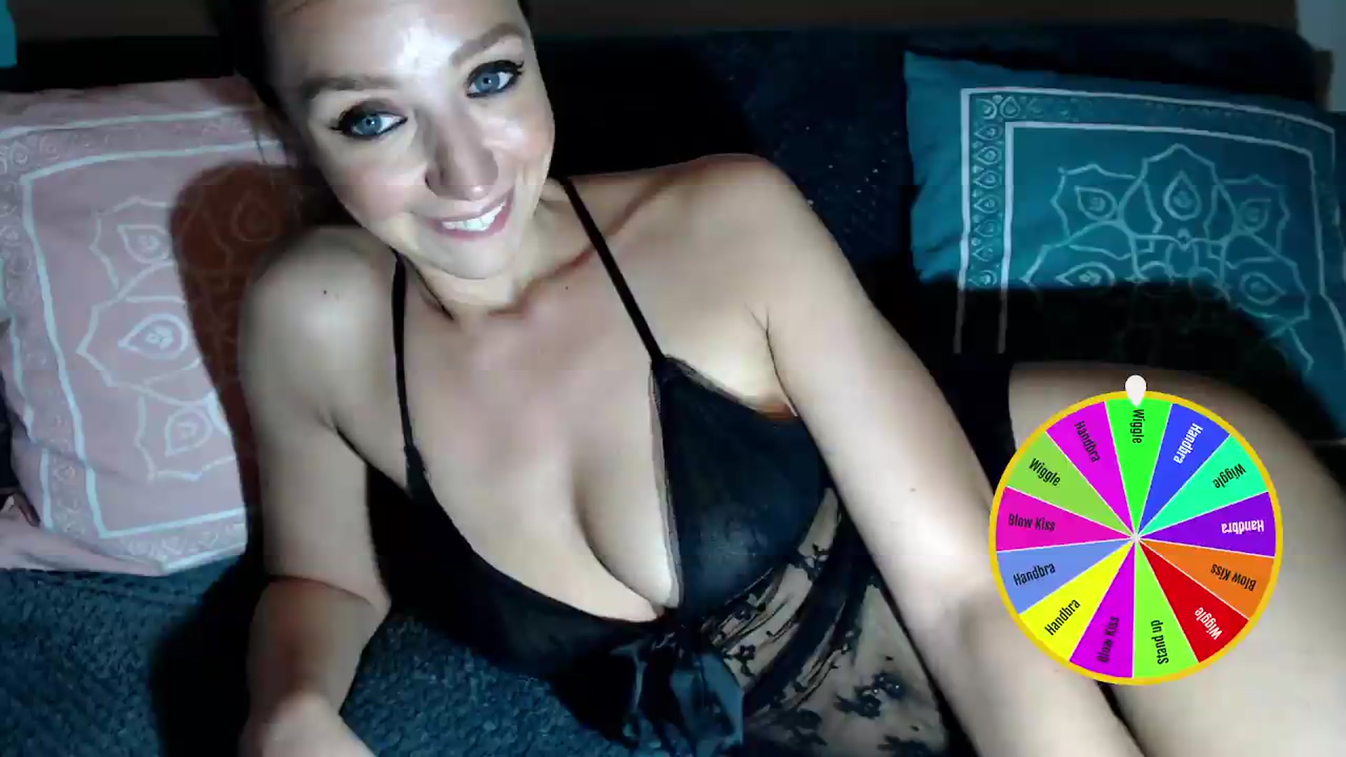 Gallery image thumbnail from Joyeuse1's myfreecams stream on, 07/11/2026, 22:37 image 9 of 20