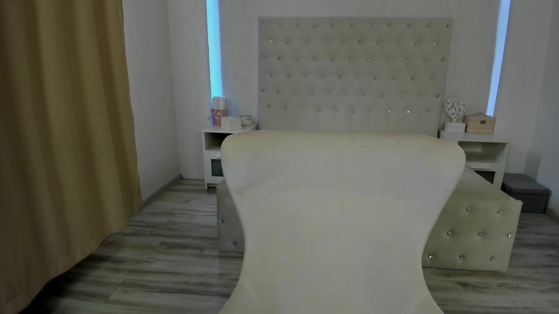 Gallery image thumbnail from Joyxs's myfreecams stream on, 03/16/2023, 12:03 image 18 of 20