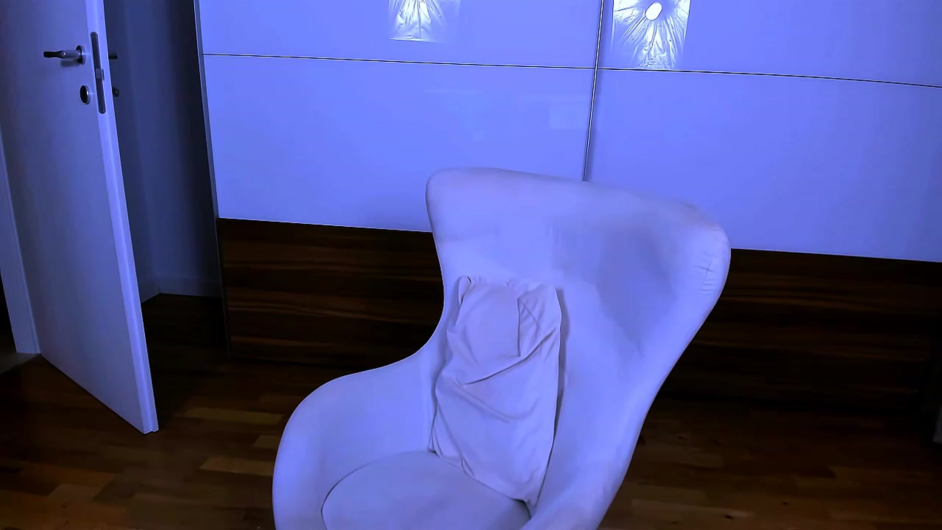 Gallery image thumbnail from Joyxs's myfreecams stream on, 09/10/2023, 24:53 image 8 of 20