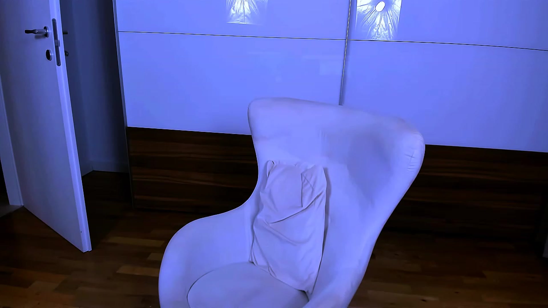 Gallery image thumbnail from Joyxs's myfreecams stream on, 09/10/2023, 24:53 image 10 of 20