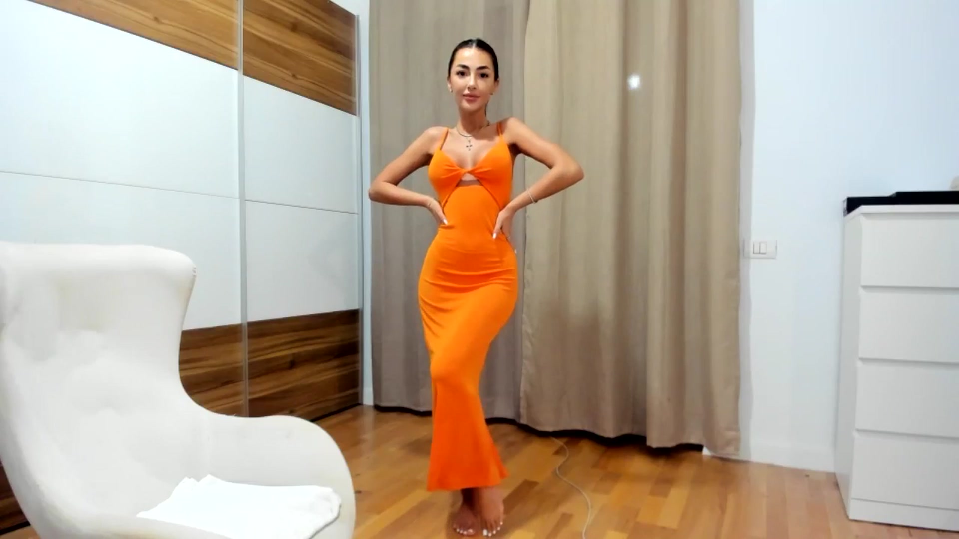 Gallery image thumbnail from Joyxs's myfreecams stream on, 06/17/2024, 22:29 image 10 of 20