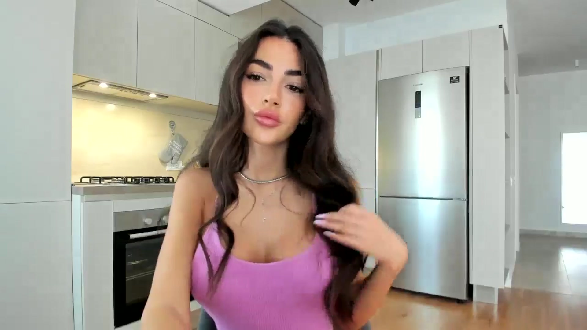 Gallery image thumbnail from Joyxs's myfreecams stream on, 10/27/2024, 11:56 image 5 of 20