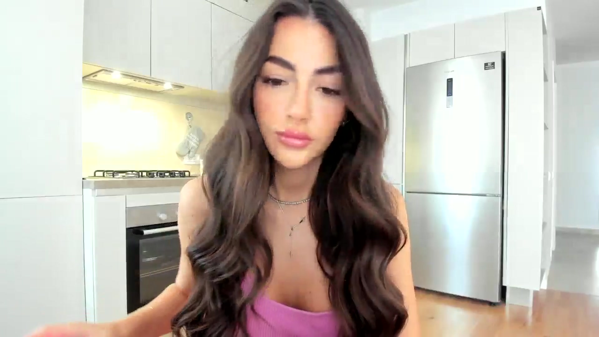 Gallery image thumbnail from Joyxs's myfreecams stream on, 10/27/2024, 11:56 image 12 of 20