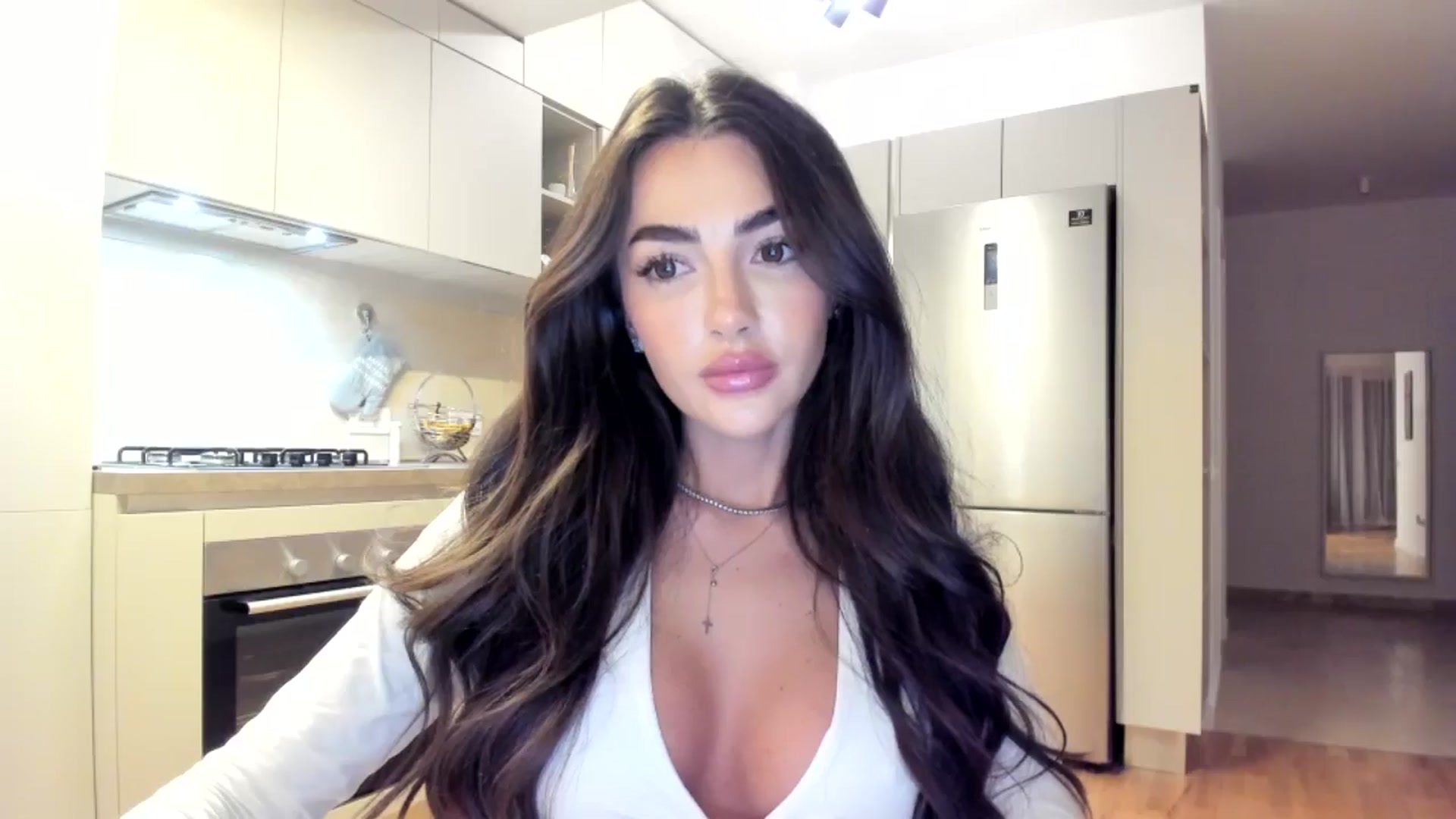 Gallery image thumbnail from Joyxs's myfreecams stream on, 10/28/2024, 24:40 image 8 of 20