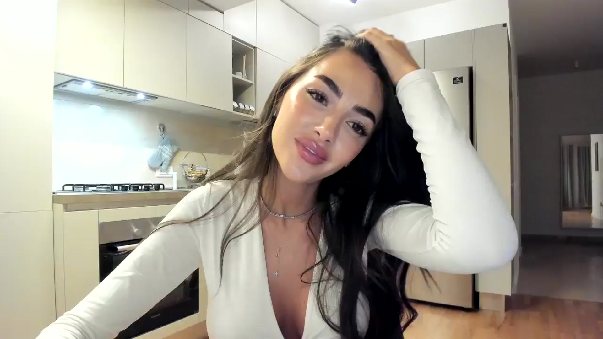 Gallery image thumbnail from Joyxs's myfreecams stream on, 10/28/2024, 24:40 image 7 of 20