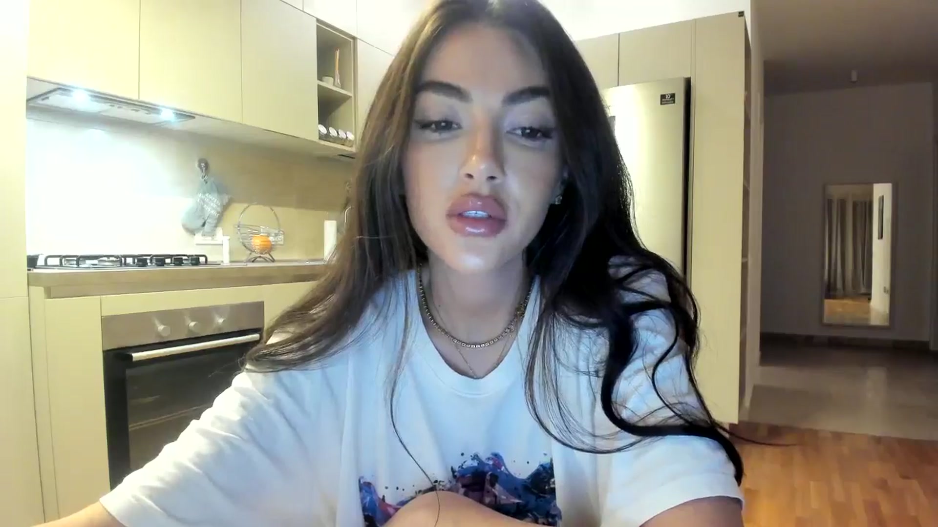 Gallery image thumbnail from Joyxs's myfreecams stream on, 10/29/2024, 23:41 image 2 of 20